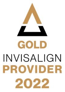 Invisalign Gold Provider 2022 award badge earned by Roots Dental clinic in Bellingham.